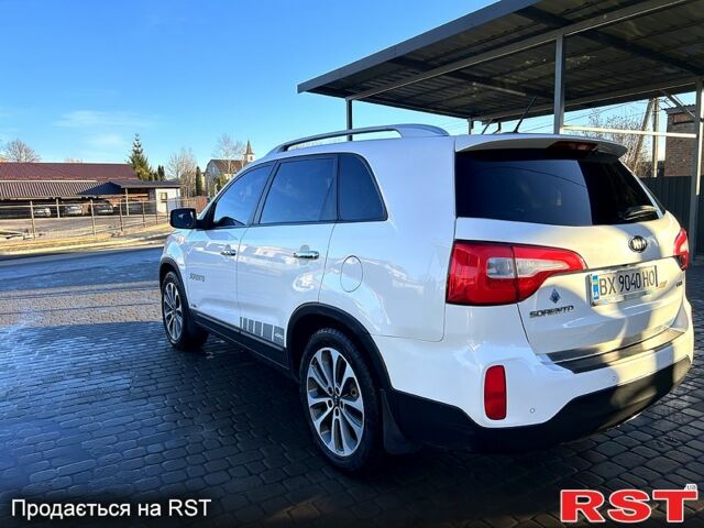 Белый Киа Соренто, объемом двигателя 2.2 л и пробегом 330 тыс. км за 15000 $, фото 5 на Automoto.ua