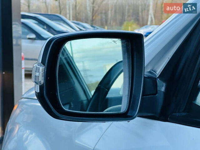 Белый Киа Соренто, объемом двигателя 2.4 л и пробегом 146 тыс. км за 12200 $, фото 6 на Automoto.ua