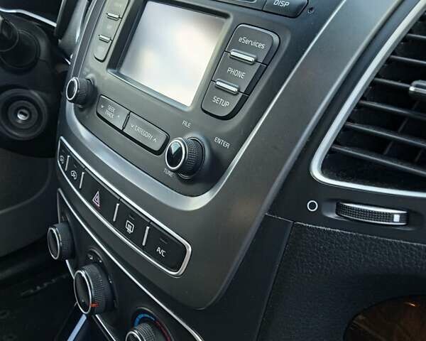 Белый Киа Соренто, объемом двигателя 2.4 л и пробегом 201 тыс. км за 10400 $, фото 15 на Automoto.ua