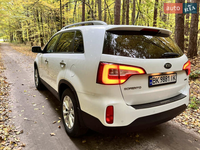 Белый Киа Соренто, объемом двигателя 2.2 л и пробегом 223 тыс. км за 17900 $, фото 22 на Automoto.ua