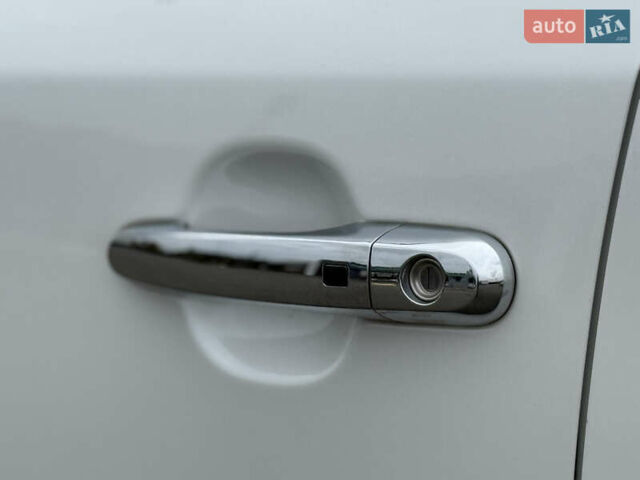 Кіа Соренто 2014 у Луцьку на Automoto.ua Білий Кіа Соренто, об'ємом двигуна 2.2 л та пробігом 158 тис. км за 18300 $, фото 25 на Automoto.ua