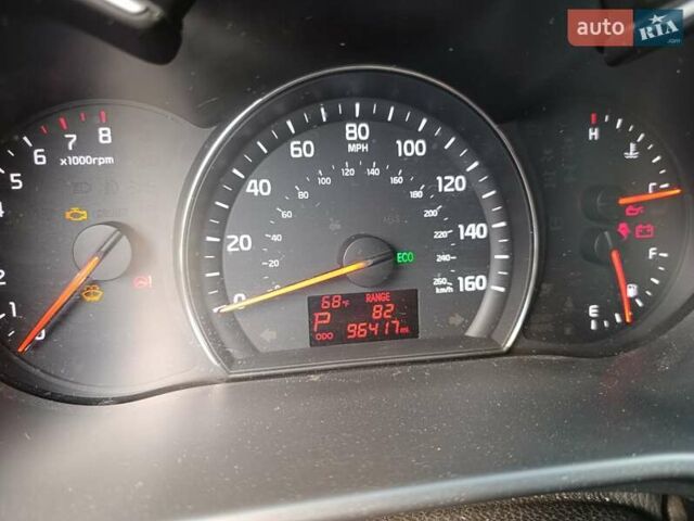 Белый Киа Соренто, объемом двигателя 2.35 л и пробегом 155 тыс. км за 8200 $, фото 9 на Automoto.ua