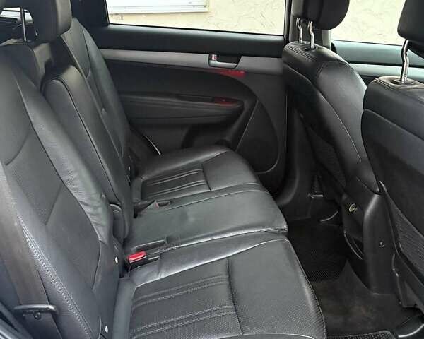 Білий Кіа Соренто, об'ємом двигуна 2.2 л та пробігом 238 тис. км за 15150 $, фото 31 на Automoto.ua