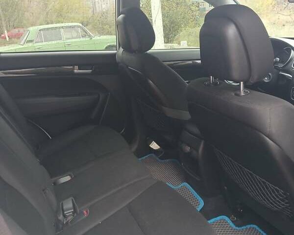 Белый Киа Соренто, объемом двигателя 3.34 л и пробегом 182 тыс. км за 15000 $, фото 2 на Automoto.ua