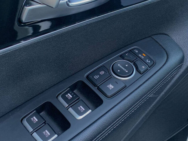 Білий Кіа Соренто, об'ємом двигуна 2.2 л та пробігом 182 тис. км за 24000 $, фото 7 на Automoto.ua