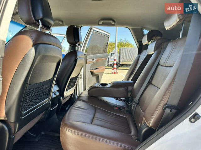 Білий Кіа Соренто, об'ємом двигуна 2.2 л та пробігом 184 тис. км за 16999 $, фото 47 на Automoto.ua