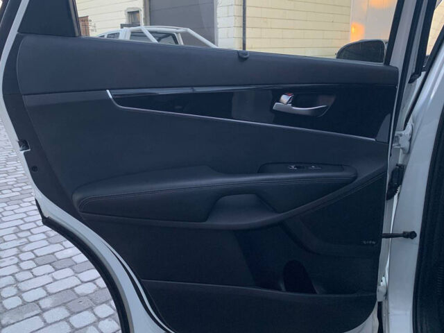 Білий Кіа Соренто, об'ємом двигуна 2.2 л та пробігом 182 тис. км за 24000 $, фото 15 на Automoto.ua