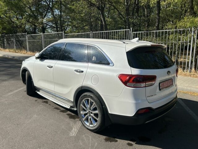 Белый Киа Соренто, объемом двигателя 2 л и пробегом 150 тыс. км за 18500 $, фото 7 на Automoto.ua