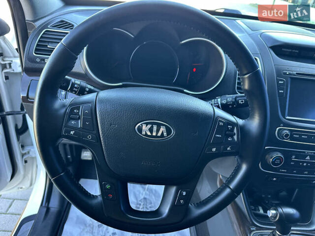 Білий Кіа Соренто, об'ємом двигуна 2.2 л та пробігом 184 тис. км за 16999 $, фото 27 на Automoto.ua