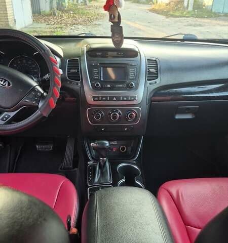 Киа Соренто 2014 в Измаиле на Automoto.ua Белый Киа Соренто, объемом двигателя 2.36 л и пробегом 114 тыс. км за 13000 $, фото 5 на Automoto.ua