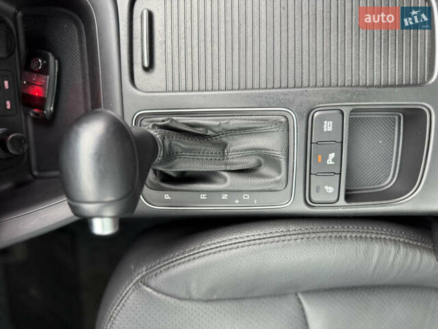 Кіа Соренто 2014 у Луцьку на Automoto.ua Білий Кіа Соренто, об'ємом двигуна 2.2 л та пробігом 158 тис. км за 18300 $, фото 77 на Automoto.ua