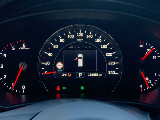 Білий Кіа Соренто, об'ємом двигуна 2.2 л та пробігом 182 тис. км за 24000 $, фото 12 на Automoto.ua