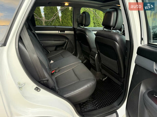 Кіа Соренто 2014 у Івано-Франківську на Automoto.ua Білий Кіа Соренто, об'ємом двигуна 2.2 л та пробігом 228 тис. км за 17950 $, фото 30 на Automoto.ua