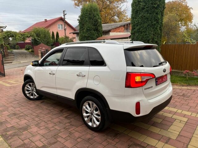 Белый Киа Соренто, объемом двигателя 2.2 л и пробегом 235 тыс. км за 13999 $, фото 3 на Automoto.ua