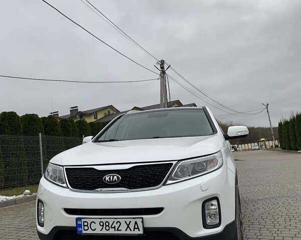 Белый Киа Соренто, объемом двигателя 2.2 л и пробегом 207 тыс. км за 16900 $, фото 1 на Automoto.ua