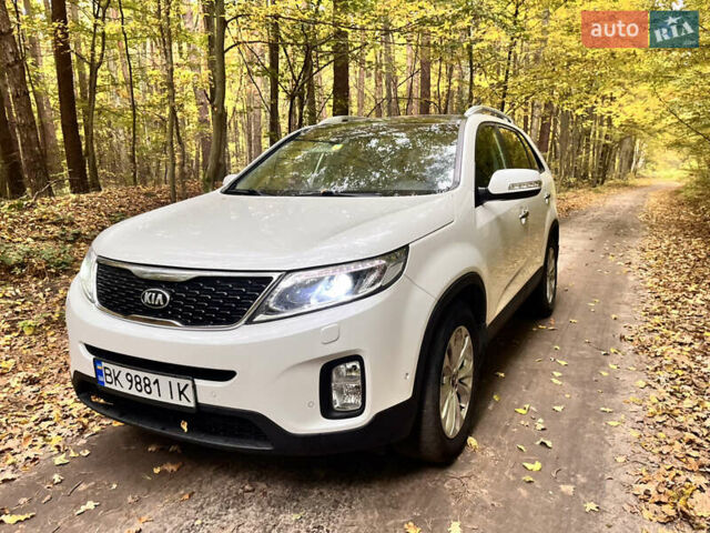 Белый Киа Соренто, объемом двигателя 2.2 л и пробегом 223 тыс. км за 17900 $, фото 16 на Automoto.ua