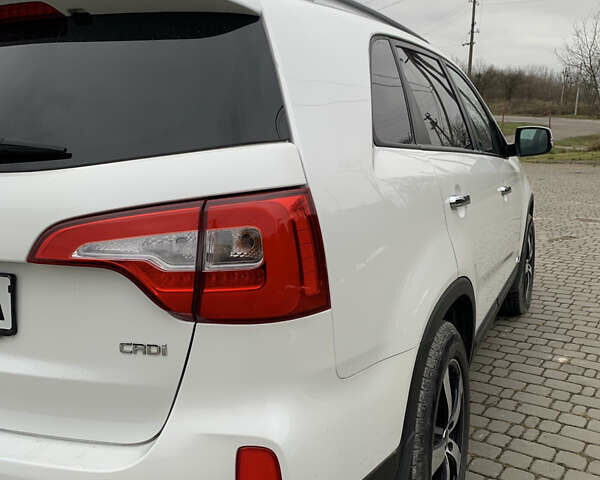 Белый Киа Соренто, объемом двигателя 2.2 л и пробегом 207 тыс. км за 16900 $, фото 7 на Automoto.ua