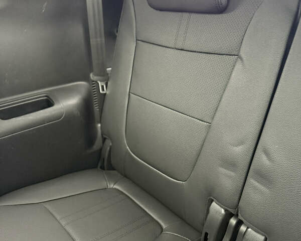 Кіа Соренто 2014 у Луцьку на Automoto.ua Білий Кіа Соренто, об'ємом двигуна 2.2 л та пробігом 158 тис. км за 18300 $, фото 106 на Automoto.ua