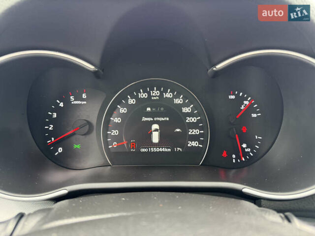 Кіа Соренто 2014 у Луцьку на Automoto.ua Білий Кіа Соренто, об'ємом двигуна 2.2 л та пробігом 158 тис. км за 18300 $, фото 116 на Automoto.ua