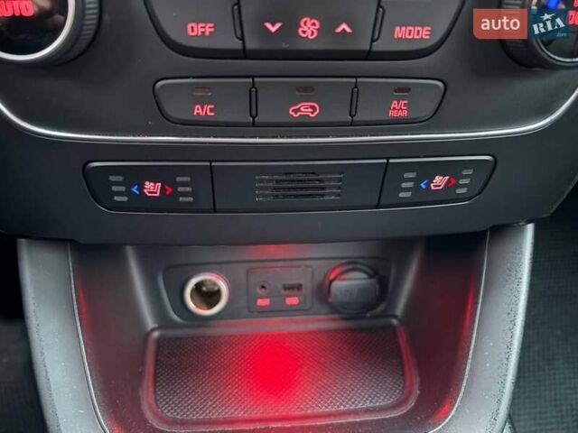 Білий Кіа Соренто, об'ємом двигуна 2.2 л та пробігом 238 тис. км за 15150 $, фото 35 на Automoto.ua