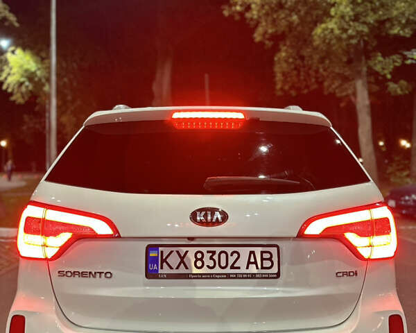 Білий Кіа Соренто, об'ємом двигуна 2.2 л та пробігом 195 тис. км за 16800 $, фото 1 на Automoto.ua