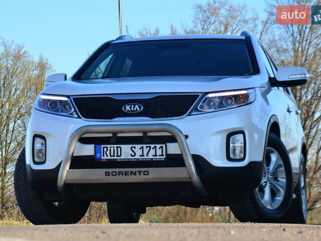 Белый Киа Соренто, объемом двигателя 2.2 л и пробегом 190 тыс. км за 15750 $, фото 14 на Automoto.ua