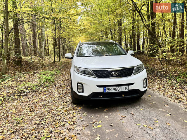 Белый Киа Соренто, объемом двигателя 2.2 л и пробегом 223 тыс. км за 17900 $, фото 7 на Automoto.ua