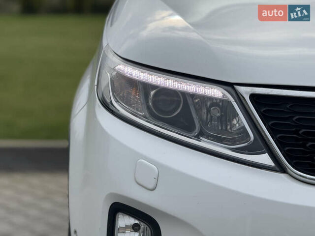 Кіа Соренто 2014 у Луцьку на Automoto.ua Білий Кіа Соренто, об'ємом двигуна 2.2 л та пробігом 158 тис. км за 18300 $, фото 12 на Automoto.ua