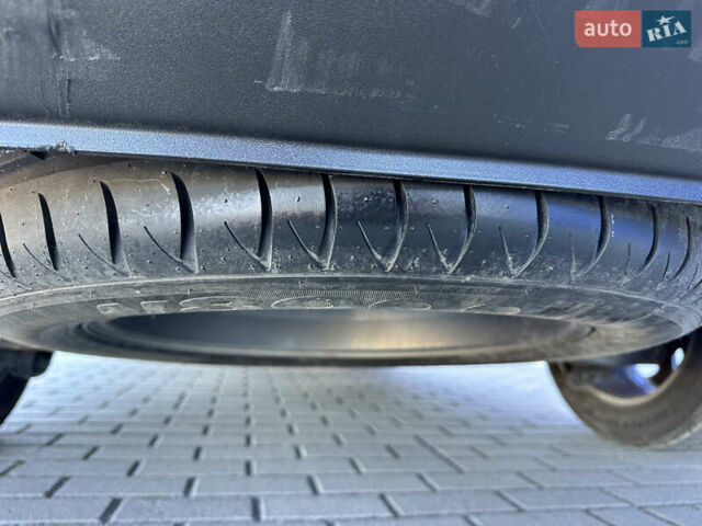 Киа Соренто 2014 в Дубно на Automoto.ua Белый Киа Соренто, объемом двигателя 2.2 л и пробегом 184 тыс. км за 17499 $, фото 9 на Automoto.ua