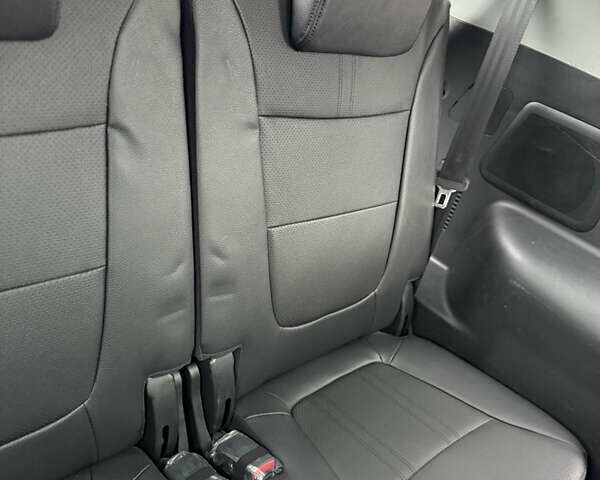 Кіа Соренто 2014 у Луцьку на Automoto.ua Білий Кіа Соренто, об'ємом двигуна 2.2 л та пробігом 158 тис. км за 18300 $, фото 107 на Automoto.ua