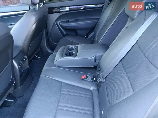 Білий Кіа Соренто, об'ємом двигуна 2 л та пробігом 203 тис. км за 16300 $, фото 44 на Automoto.ua