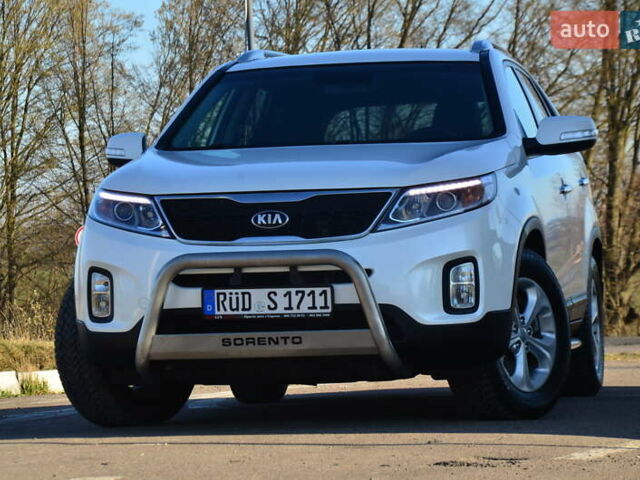 Белый Киа Соренто, объемом двигателя 2.2 л и пробегом 190 тыс. км за 15750 $, фото 11 на Automoto.ua
