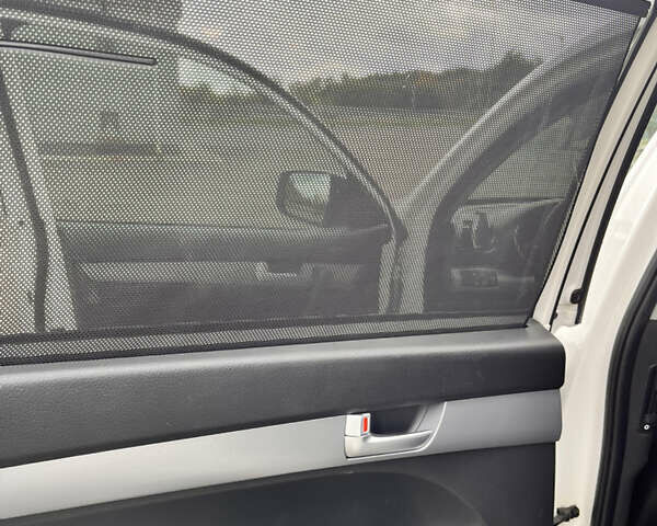 Белый Киа Соренто, объемом двигателя 2.2 л и пробегом 223 тыс. км за 17900 $, фото 55 на Automoto.ua