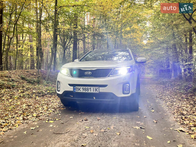 Белый Киа Соренто, объемом двигателя 2.2 л и пробегом 223 тыс. км за 17900 $, фото 14 на Automoto.ua