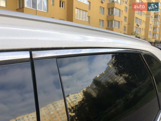 Белый Киа Соренто, объемом двигателя 3.3 л и пробегом 99 тыс. км за 15500 $, фото 23 на Automoto.ua