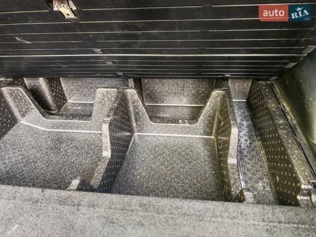 Киа Соренто 2015 в Могилев-Подольском на Automoto.ua Белый Киа Соренто, объемом двигателя 2.2 л и пробегом 214 тыс. км за 19300 $, фото 52 на Automoto.ua