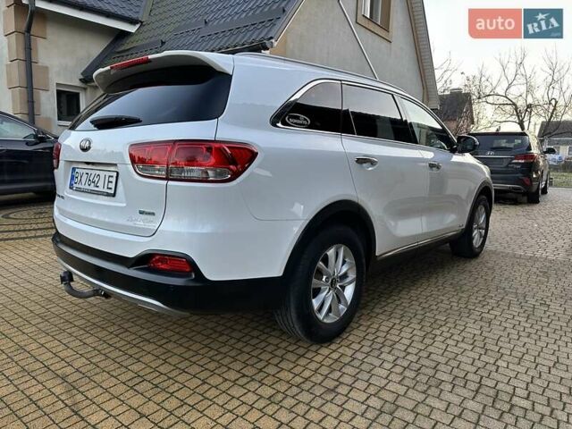 Белый Киа Соренто, объемом двигателя 2.2 л и пробегом 225 тыс. км за 19191 $, фото 41 на Automoto.ua
