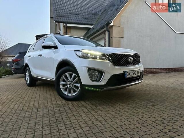 Белый Киа Соренто, объемом двигателя 2.2 л и пробегом 225 тыс. км за 19191 $, фото 195 на Automoto.ua