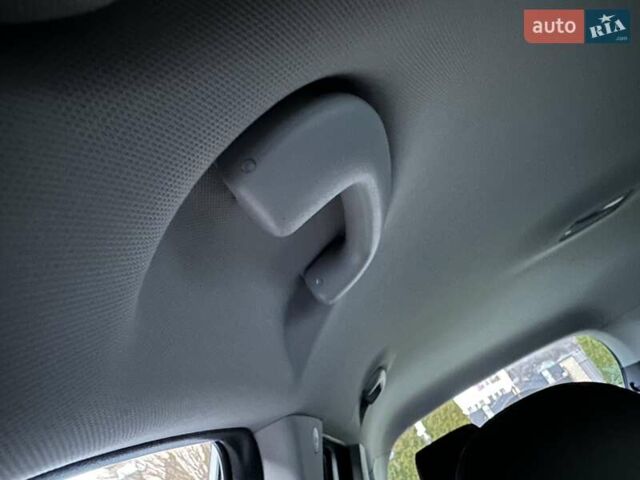 Белый Киа Соренто, объемом двигателя 2.2 л и пробегом 225 тыс. км за 19191 $, фото 167 на Automoto.ua