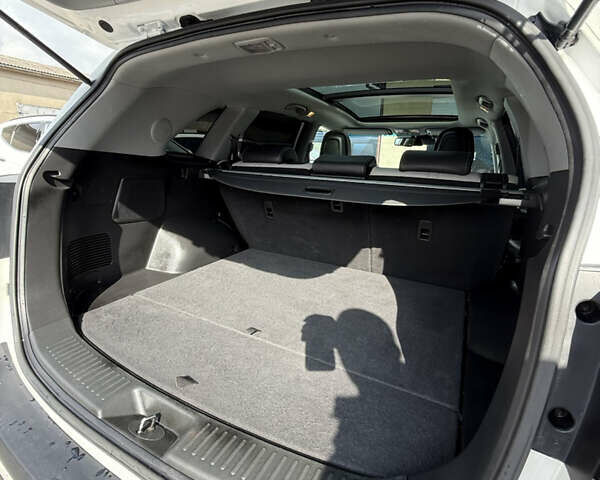 Киа Соренто 2015 в Ивано-Франковске на Automoto.ua Белый Киа Соренто, объемом двигателя 2.2 л и пробегом 169 тыс. км за 19499 $, фото 26 на Automoto.ua