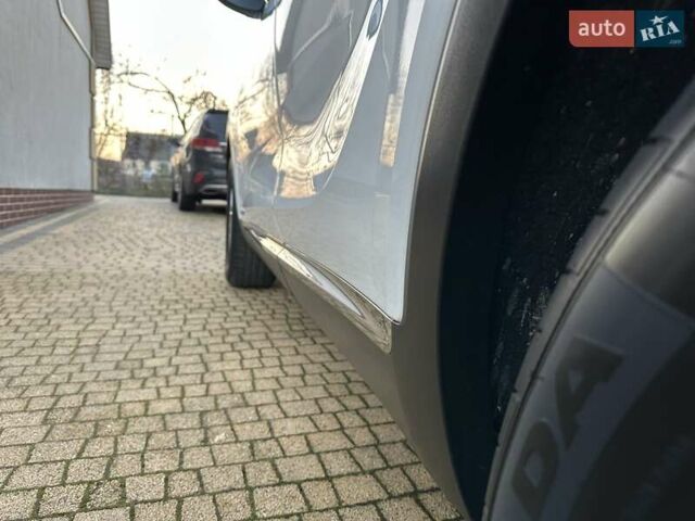 Белый Киа Соренто, объемом двигателя 2.2 л и пробегом 225 тыс. км за 19191 $, фото 56 на Automoto.ua