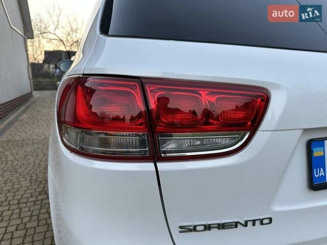 Белый Киа Соренто, объемом двигателя 2.2 л и пробегом 225 тыс. км за 19191 $, фото 53 на Automoto.ua