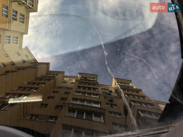 Белый Киа Соренто, объемом двигателя 3.3 л и пробегом 99 тыс. км за 15500 $, фото 24 на Automoto.ua