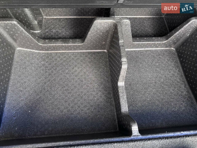 Белый Киа Соренто, объемом двигателя 2.2 л и пробегом 122 тыс. км за 21900 $, фото 14 на Automoto.ua