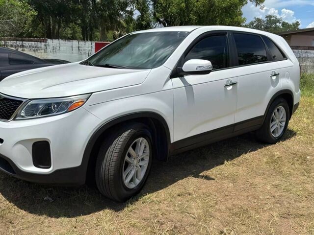 Белый Киа Соренто, объемом двигателя 2.4 л и пробегом 70 тыс. км за 3500 $, фото 1 на Automoto.ua