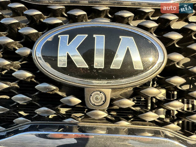 Белый Киа Соренто, объемом двигателя 2.2 л и пробегом 198 тыс. км за 21999 $, фото 15 на Automoto.ua