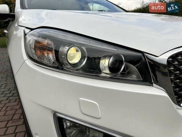 Кіа Соренто 2015 у Луцьку на Automoto.ua Білий Кіа Соренто, об'ємом двигуна 2.2 л та пробігом 150 тис. км за 23500 $, фото 102 на Automoto.ua