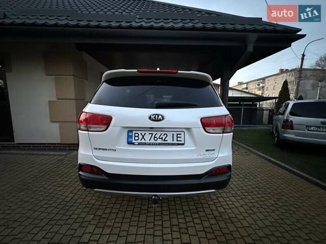 Белый Киа Соренто, объемом двигателя 2.2 л и пробегом 225 тыс. км за 19191 $, фото 201 на Automoto.ua