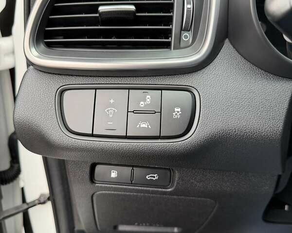 Білий Кіа Соренто, об'ємом двигуна 2.2 л та пробігом 145 тис. км за 22500 $, фото 26 на Automoto.ua