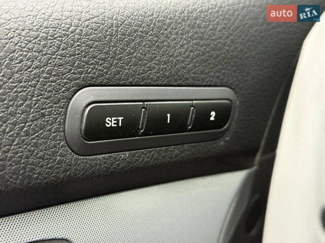 Білий Кіа Соренто, об'ємом двигуна 2.2 л та пробігом 175 тис. км за 16999 $, фото 36 на Automoto.ua